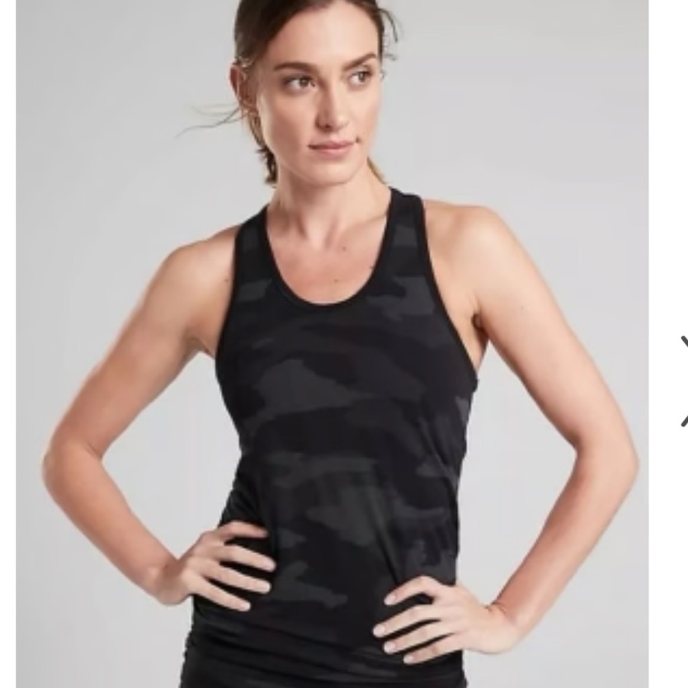 Athleta Momentum size XL Camo Tank Top